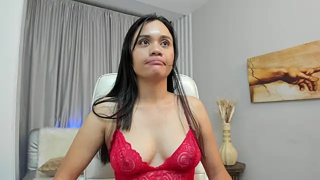 Snapshot of mariiana_murillo01 chatting on February 23, 10:06 am mariiana murillo01 online show from February 23, 10:06 am