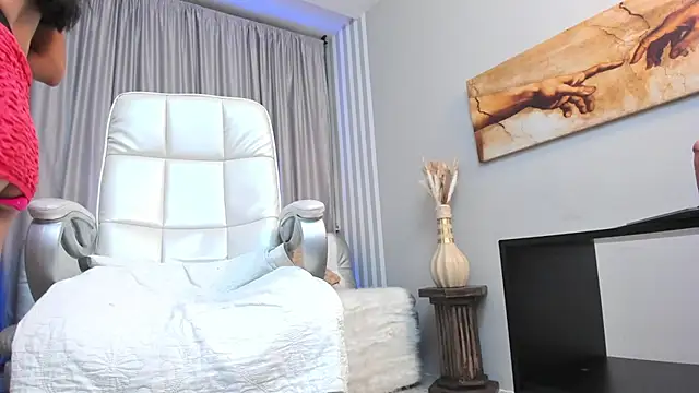 Snapshot of mariiana_murillo01 chatting on March 2, 1:38 pm mariiana murillo01 online show from March 2, 1:38 pm