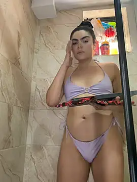 Snapshot of cheryl_blossom69 chatting on May 3, 8:59 pm cheryl blossom69 online show from May 3, 8:59 pm