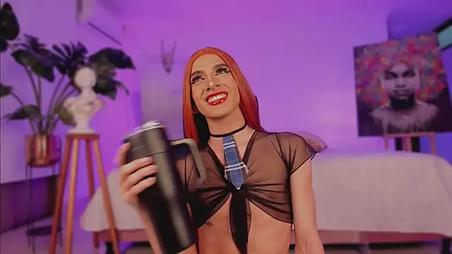 Taylor  foxxx online show from January 8, 10:04 am