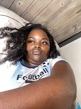 Snapshot of Honeycoco0211 chatting on March 10, 4:49 am Honeycoco0211 online show from March 10, 4:49 am