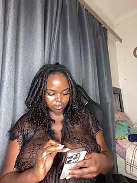 Snapshot of Honeycoco0211 chatting on March 18, 4:26 am Honeycoco0211 online show from March 18, 4:26 am