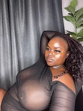 Snapshot of Honeycoco0211 chatting on October 2, 7:54 pm Honeycoco0211 online show from October 2, 7:54 pm