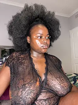 Snapshot of Honeycoco0211 chatting on December 1, 1:10 am Honeycoco0211 online show from December 1, 1:10 am