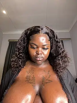 Honeycoco0211 online show from April 7, 5:52 am