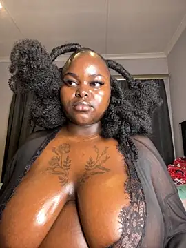 Honeycoco0211 online show from June 5, 8:58 pm