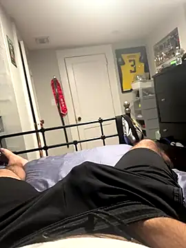 Snapshot of bwcalexander chatting on October 27, 2:04 am bwcalexander online show from October 27, 2:04 am