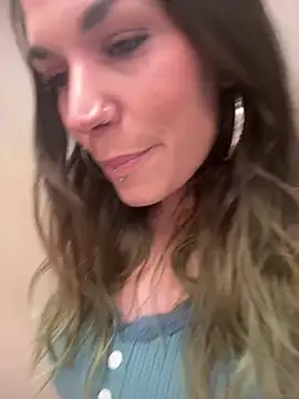 Snapshot of Lady_Knaller chatting on March 15, 7:53 pm Lady Knaller online show from March 15, 7:53 pm