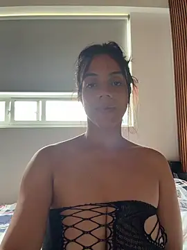 Snapshot of Deisy_Torres chatting on August 4, 9:17 pm Deisy Torres online show from August 4, 9:17 pm