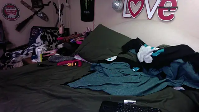 Blakelytgirl online show from January 22, 10:40 am