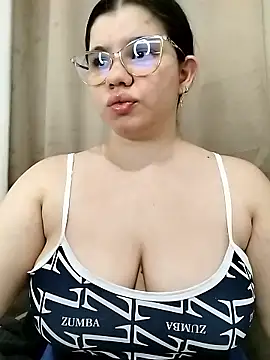 Danzel1105 online show from January 8, 11:51 pm