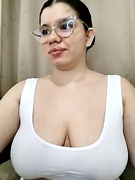 Danzel1105 online show from January 10, 10:58 pm