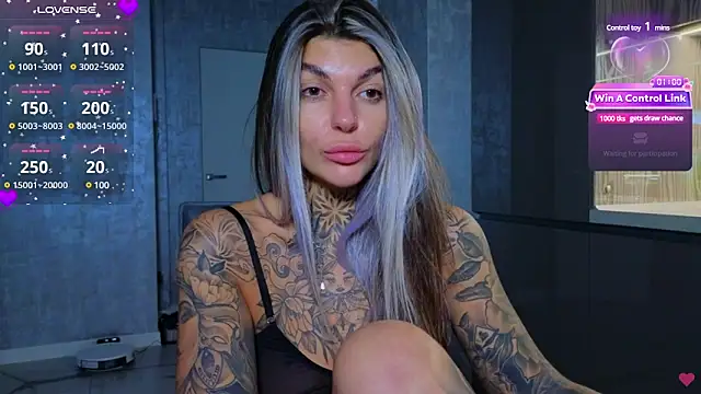 tattooedBabyy online show from January 28, 4:30 pm
