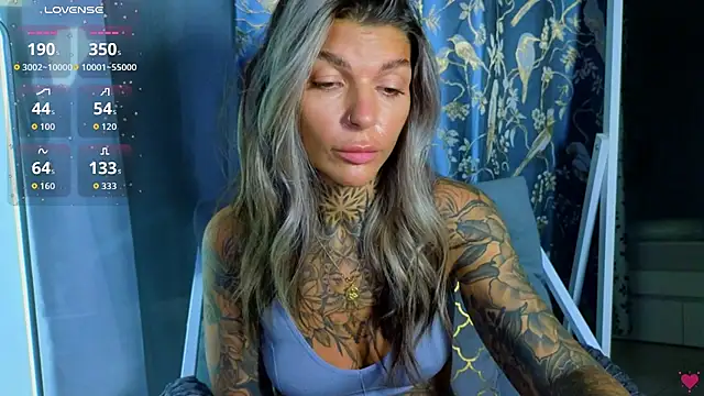 tattooedBabyy online show from November 2, 7:11 am