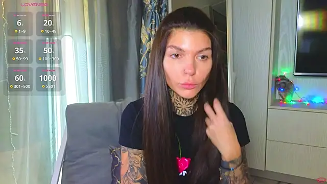 tattooedBabyy online show from March 1, 11:12 am