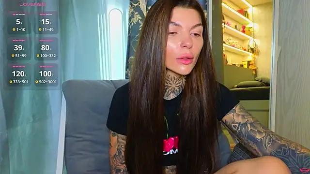 tattooedBabyy online show from April 5, 9:17 am