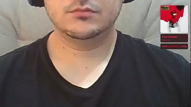 Snapshot of ShiitakeBR chatting on March 7, 8:33 pm ShiitakeBR online show from March 7, 8:33 pm