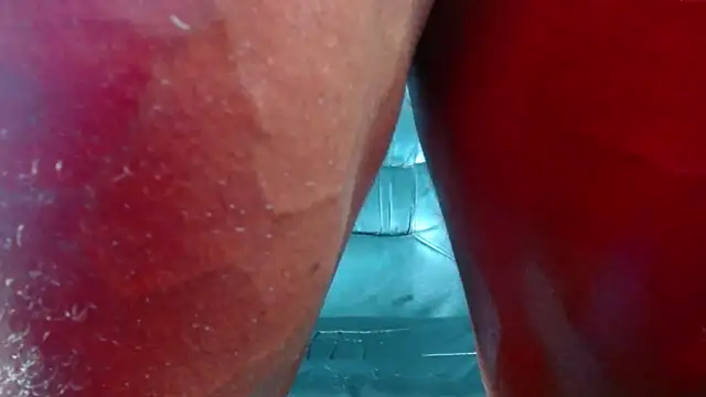 Snapshot of George_Dominator chatting on December 11, 1:58 am George Dominator online show from December 11, 1:58 am