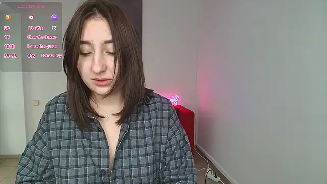 ElmiraPowers online show from December 18, 12:18 pm