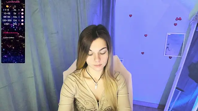 Snapshot of Sweet_me_ chatting on December 17, 7:18 am Sweet me  online show from December 17, 7:18 am