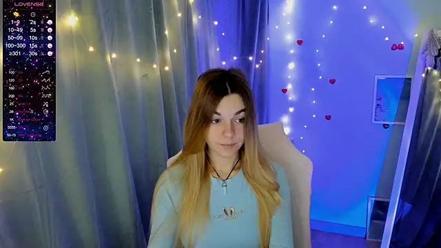 Snapshot of Sweet_me_ chatting on December 29, 7:17 am Sweet me  online show from December 29, 7:17 am