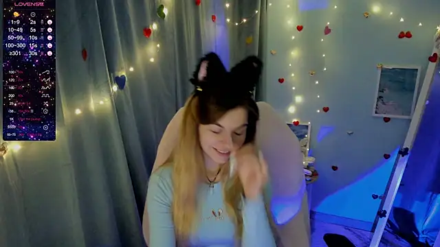 Snapshot of Sweet_me_ chatting on February 12, 10:14 am Sweet me  online show from February 12, 10:14 am