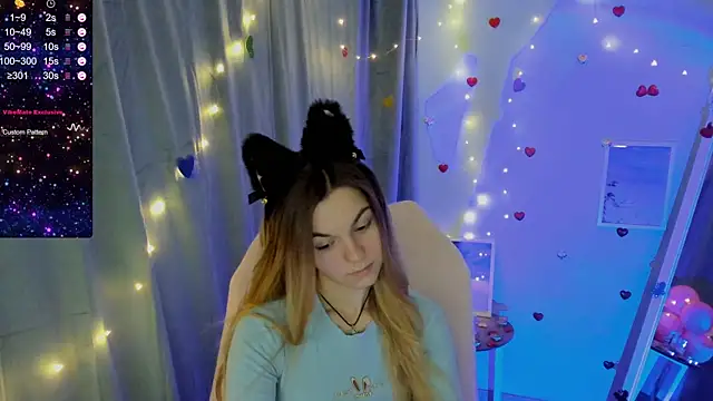 Snapshot of Sweet_me_ chatting on February 18, 7:10 am Sweet me  online show from February 18, 7:10 am