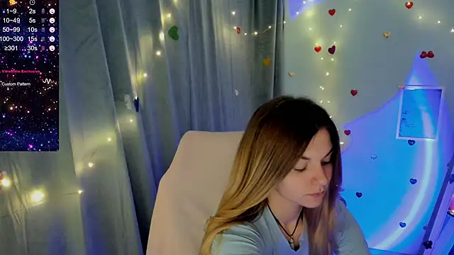 Snapshot of Sweet_me_ chatting on February 21, 10:28 am Sweet me  online show from February 21, 10:28 am