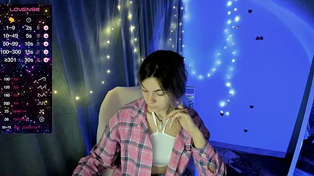 Snapshot of Sweet_me_ chatting on October 12, 5:50 am Sweet me  online show from October 12, 5:50 am