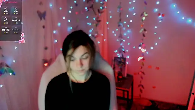 Sweet me  online show from April 23, 6:25 am