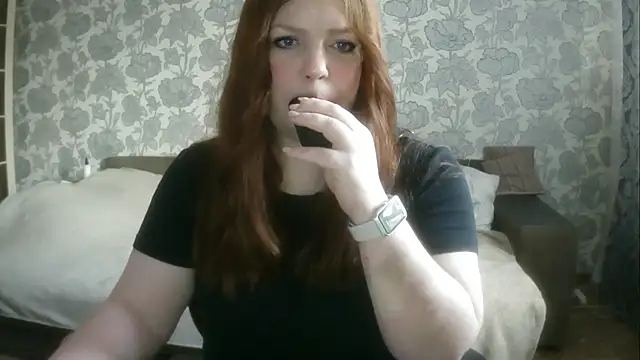 Snapshot of Sabrina_Poison chatting on May 4, 3:13 am Sabrina Poison online show from May 4, 3:13 am