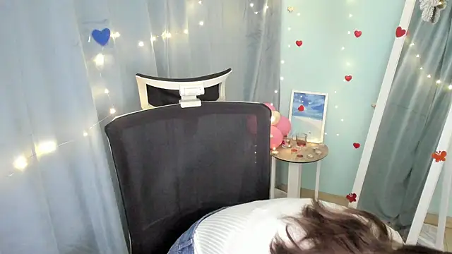 Snapshot of Lexy_flower chatting on March 19, 7:40 am Lexy flower online show from March 19, 7:40 am