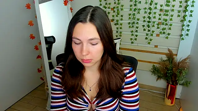 Snapshot of Lexy_flower chatting on October 4, 12:25 pm Lexy flower online show from October 4, 12:25 pm