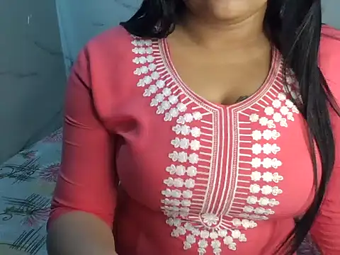 Trezza online show from April 2, 9:01 pm