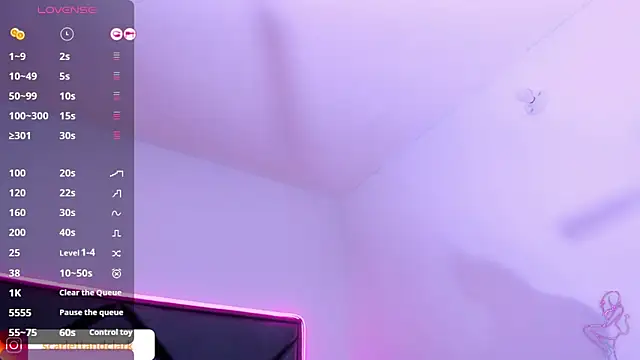 ScarlettAndClark online show from March 11, 11:48 pm