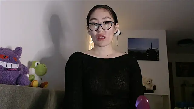 Snapshot of Kunimitsuu_ chatting on October 11, 10:52 pm Kunimitsuu  online show from October 11, 10:52 pm