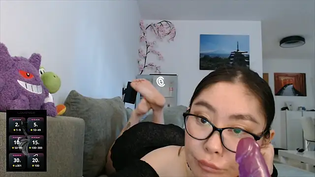 Snapshot of Kunimitsuu_ chatting on October 15, 12:05 pm Kunimitsuu  online show from October 15, 12:05 pm