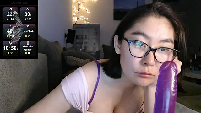 Snapshot of Kunimitsuu_ chatting on October 18, 10:54 pm Kunimitsuu  online show from October 18, 10:54 pm