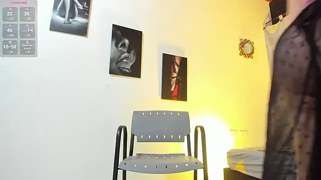 Snapshot of katherina_diaz chatting on March 8, 1:28 am katherina diaz online show from March 8, 1:28 am