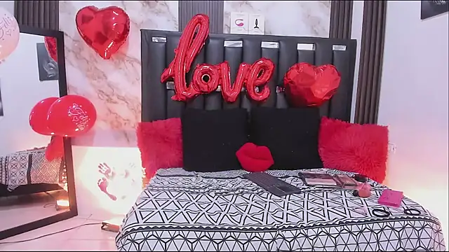 katherina diaz online show from February 15, 3:42 pm