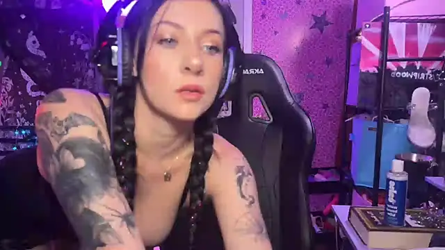 marleymaxwell online show from June 7, 4:16 am