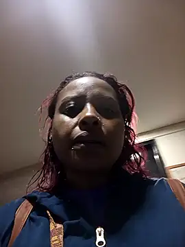 Snapshot of Dominik_girl chatting on February 2, 1:12 am Dominik girl online show from February 2, 1:12 am