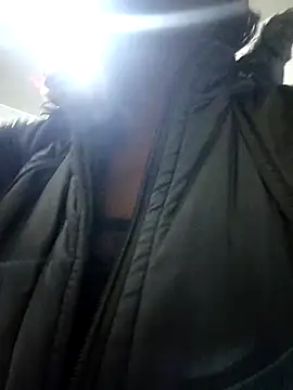 Snapshot of Dominik_girl chatting on March 6, 12:32 am Dominik girl online show from March 6, 12:32 am