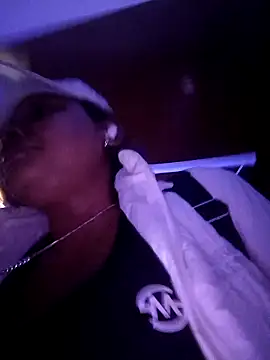 Dominik girl online show from April 15, 6:59 pm