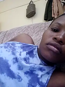 petite babe online show from February 3, 7:57 am