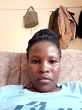 petite babe online show from March 5, 11:50 am