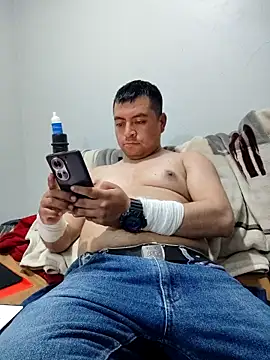 Potro23hotzen online show from April 7, 1:28 am