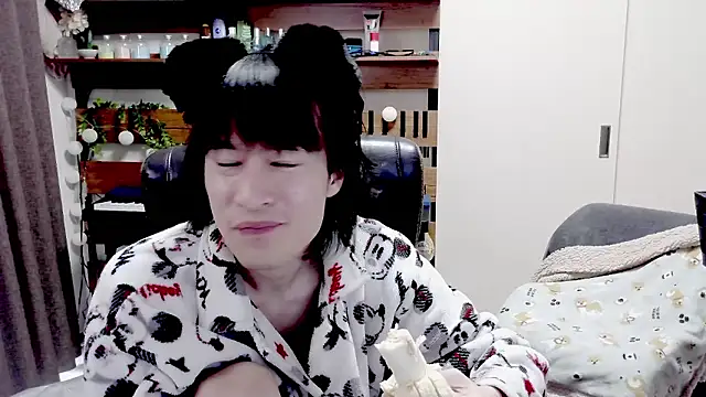 Snapshot of IroManager chatting on May 11, 10:29 pm IroManager online show from May 11, 10:29 pm