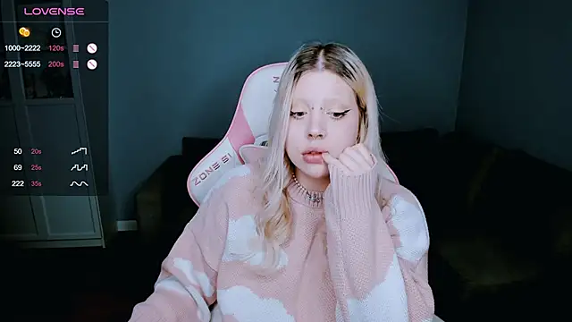 Snapshot of __leslie__ chatting on February 20, 2:24 pm leslie online show from February 20, 2:24 pm