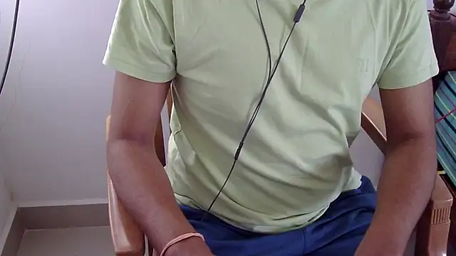 The SHY uncut online show from February 16, 10:10 am